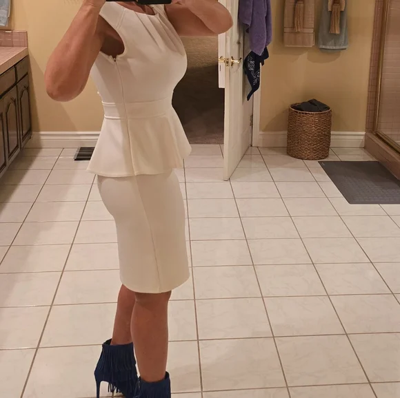 Womens size 6 sense white fitted Sleeveless dress - Picture 3 of 14